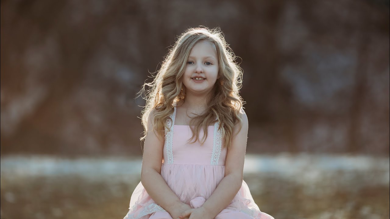 BEHIND THE SCENES: Winter Child Photoshoot | Canon 135mm