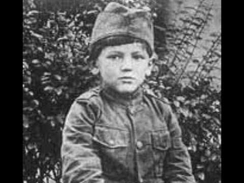 Child Photos Of Classic Hollywood-Stars