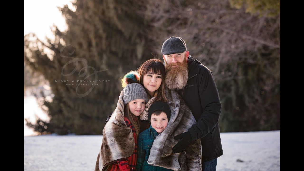 Winter: A Family Portrait Session