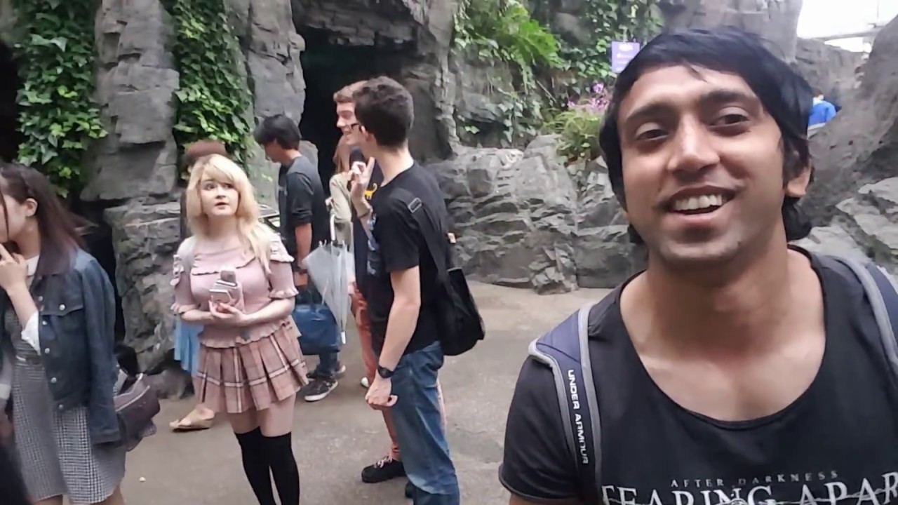 My indian family's first trip to JAPAN. Under water world Aquarium in OSAKA JAPAN. Kaiyukan