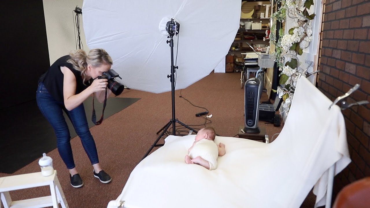 Photoshoot with Adorable One Month Old "Newborn" Baby Boy | First Month Photoshoot Ideas