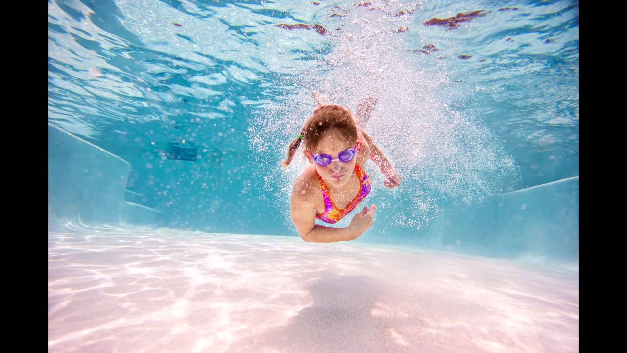 Underwater Kid's Photography | Commerical Children's Underwater Photography