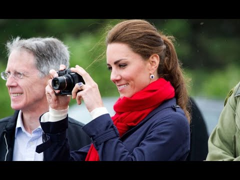Kate Middleton slammed for taking own photographs of royal children