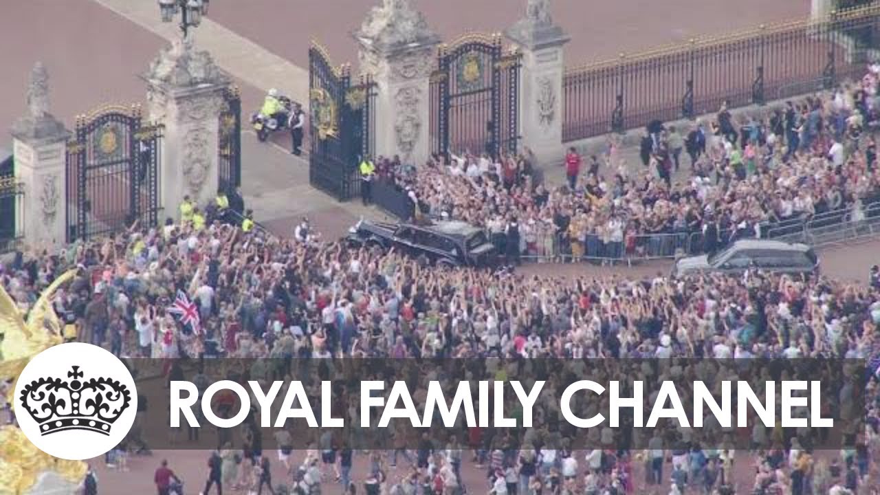 King Arrives at Buckingham Palace