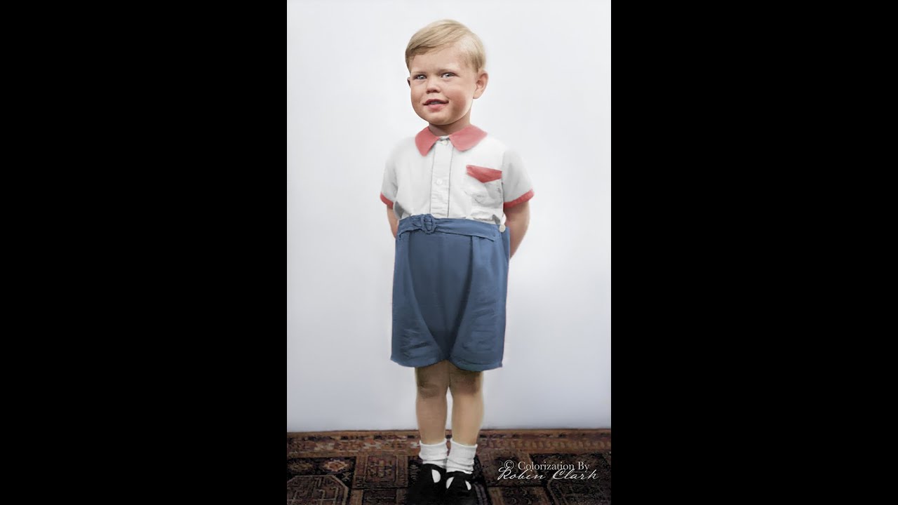 A 3 year old Mick Jagger. Photo taken in 1947.