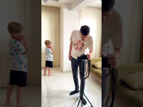 Omg 😱 photography behind the scenes😂كواليس التصوير.          #family #sultanfayzo #shorts