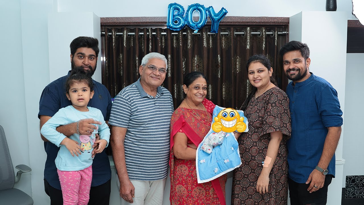maa aur baby ghar aa gaye !