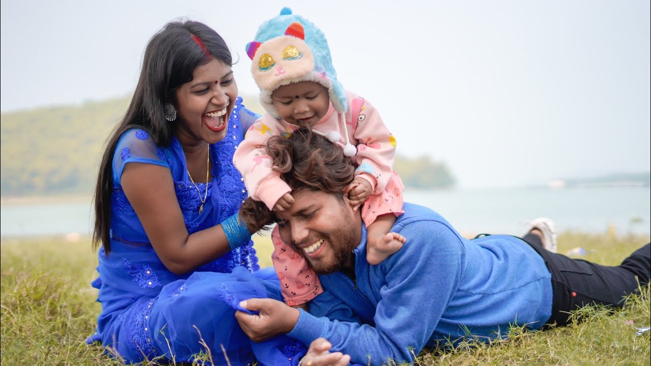 Family Photos || Outdoor Family Photoshoot || Bunny Vlogs