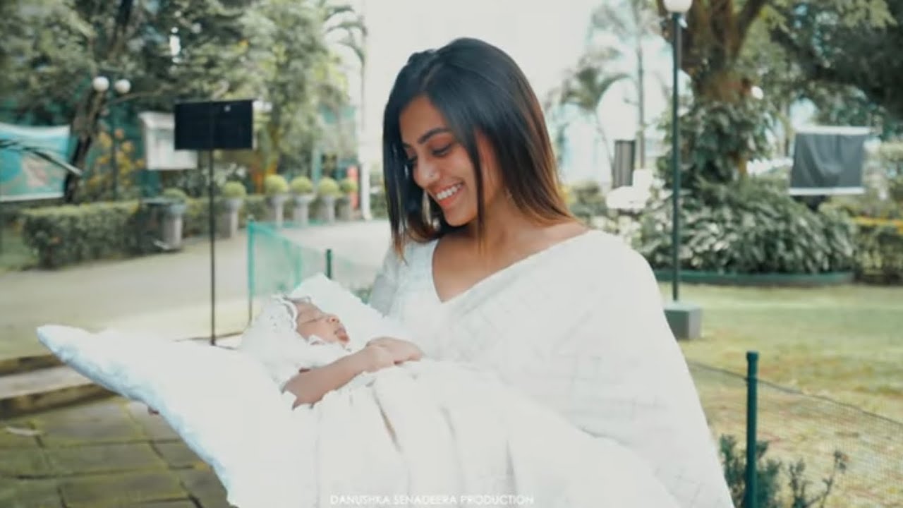 ශනූ මඤ්ඤා වුන දවස 😍 | Shanu with her God child baby Saranya 🤍😬