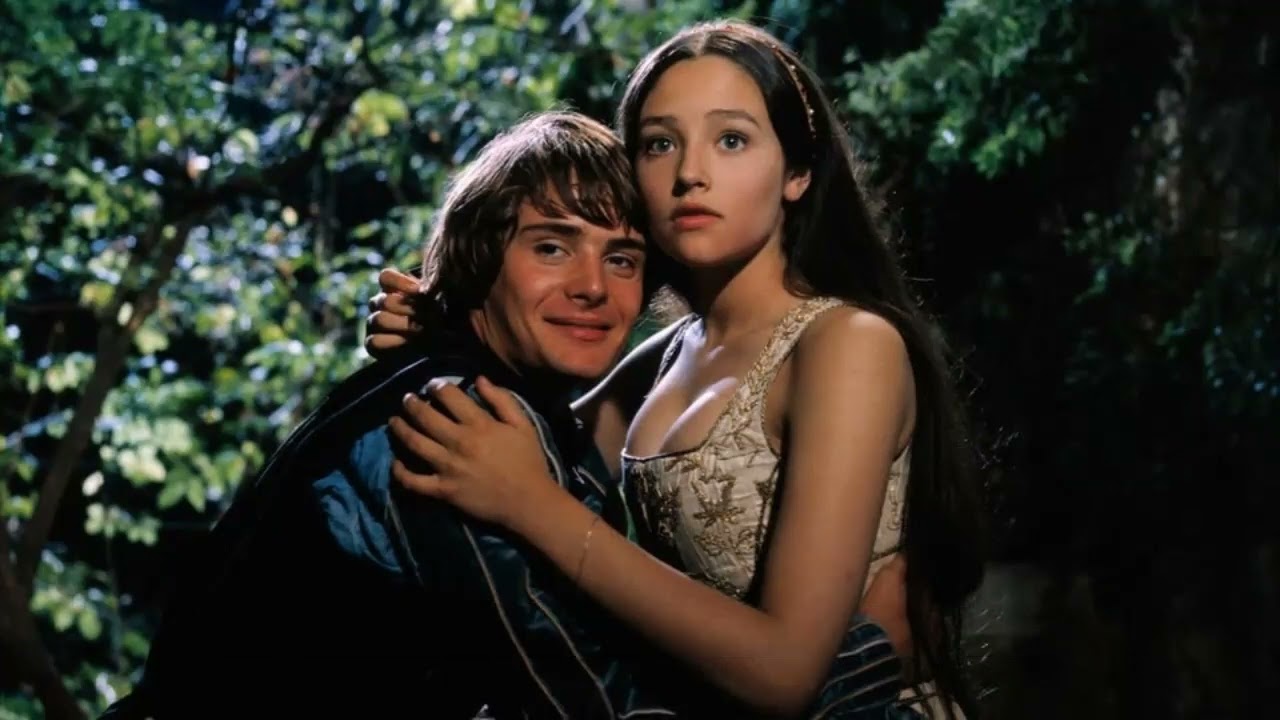 'Romeo and Juliet' actors sue Paramount Pictures for child abuse over nude scene
