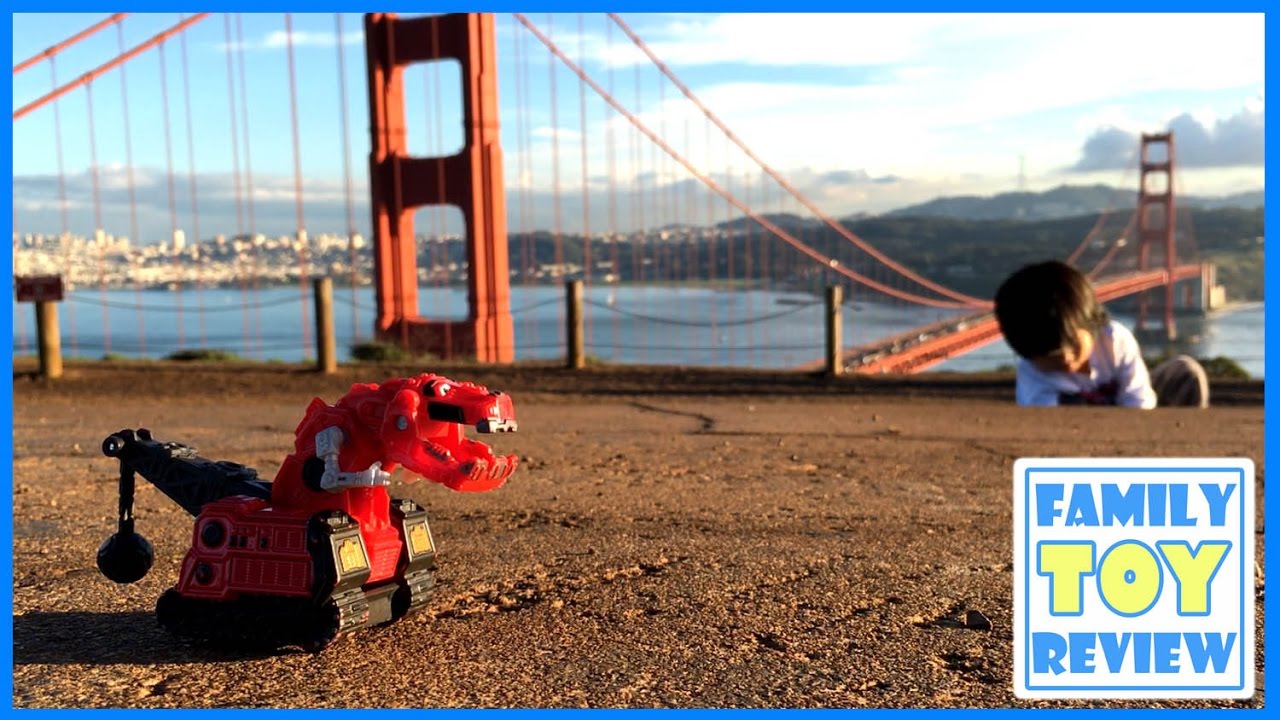 DinoTrux Toys on Family Trip to San Francisco – Aquarium for Kids – Family Vacation for Kids Travel