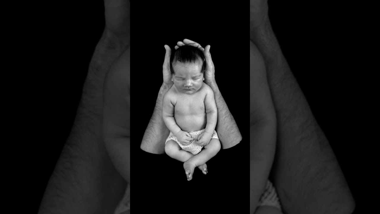 Newborn baby photography in black and white Milton Keynes