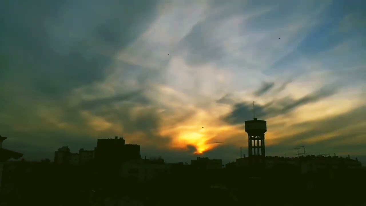 Something told me not to stop recording. Backyard Skywatch Photography Sunset Time