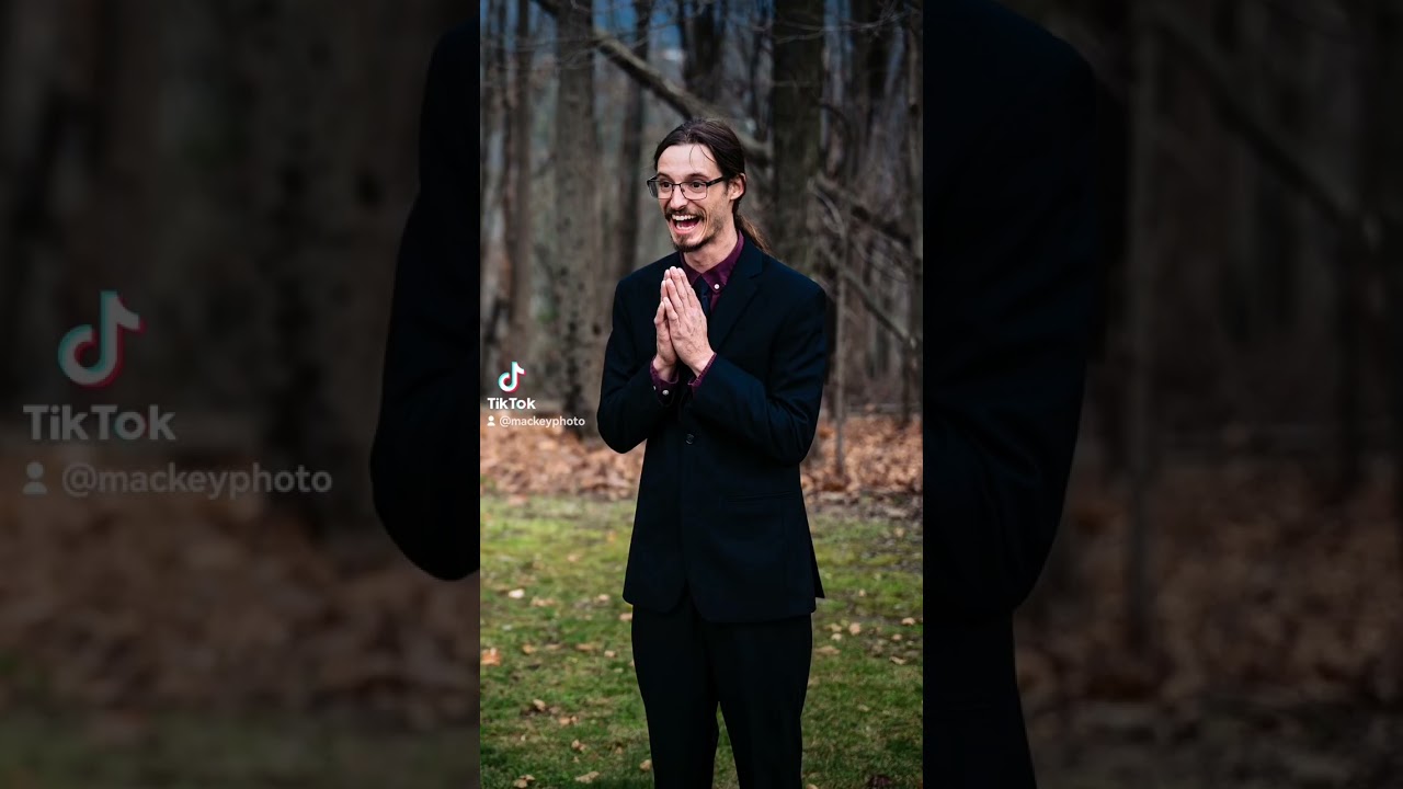 First look reactions of the groom, family & friends! 💕😲 #photography #photographyislife #photograph