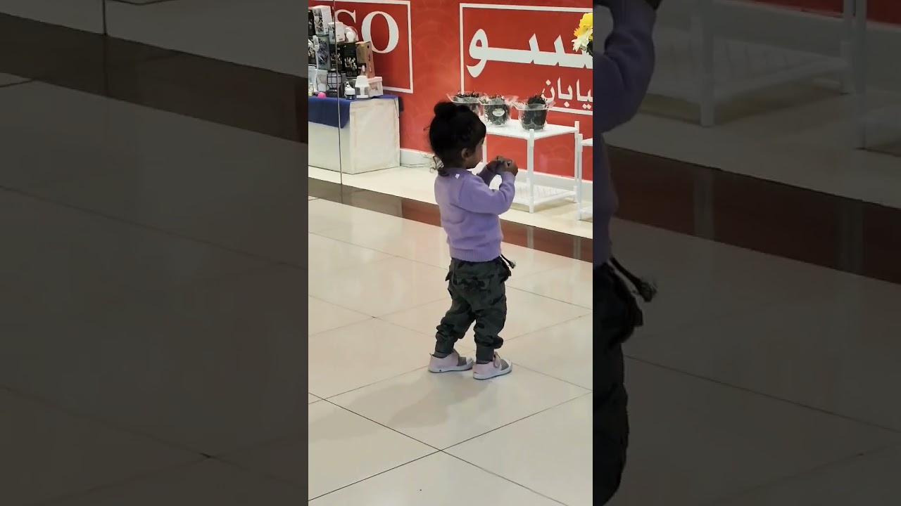 Trying to do photography 📸  by NOL Card 🫣😂😆#cute #baby #shorts #ashortaday #youtube #kiara