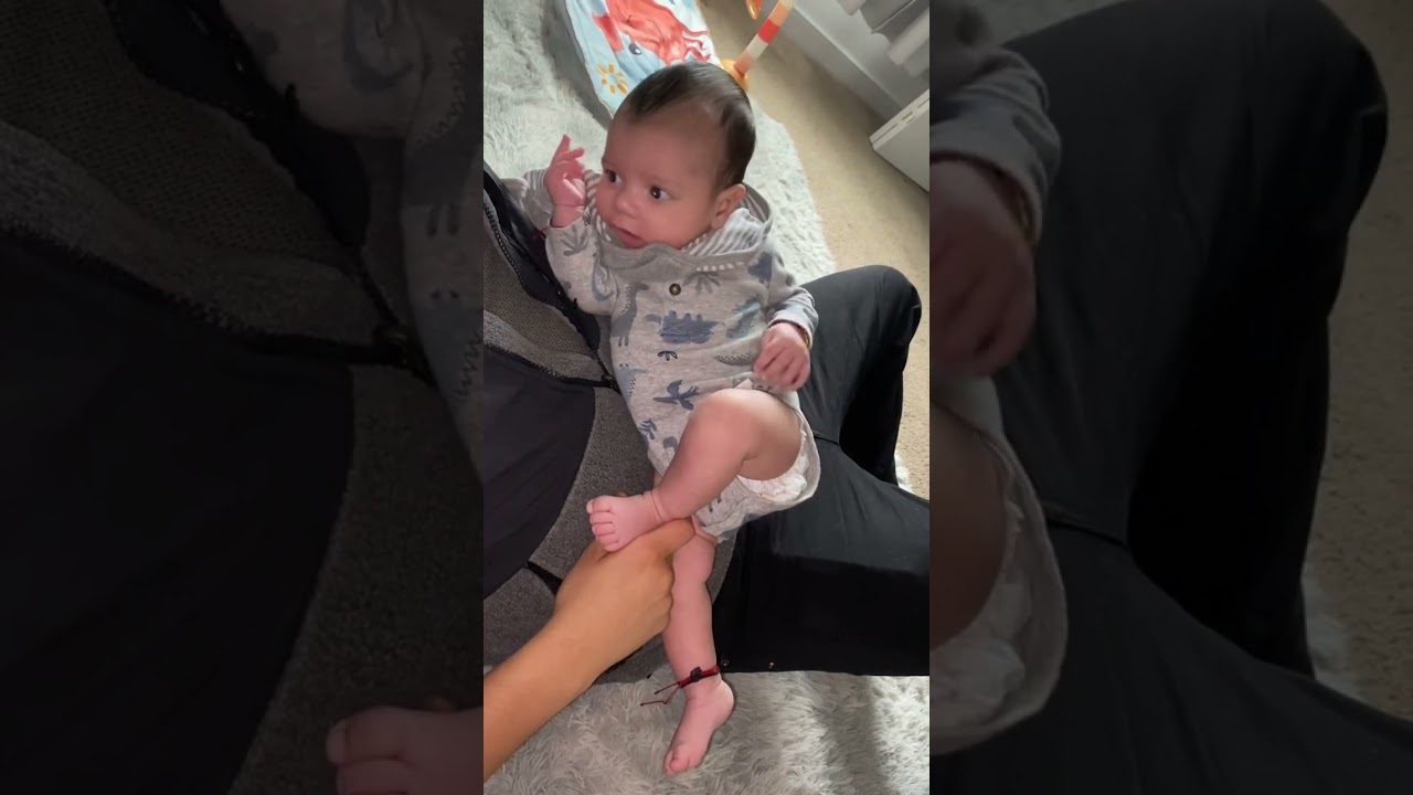 The BEST way to get pictures! #baby #newborn #bdprincess4sure #funnyvideos #shorts #short
