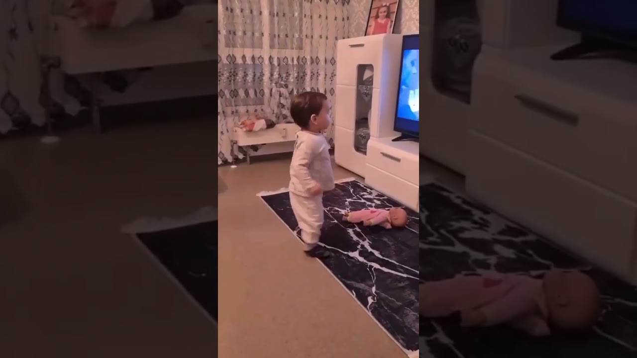 Dancing 👶baby so cute #babyboy #baby #shorts #babygirl #viral #trending #youtubeshorts #cute