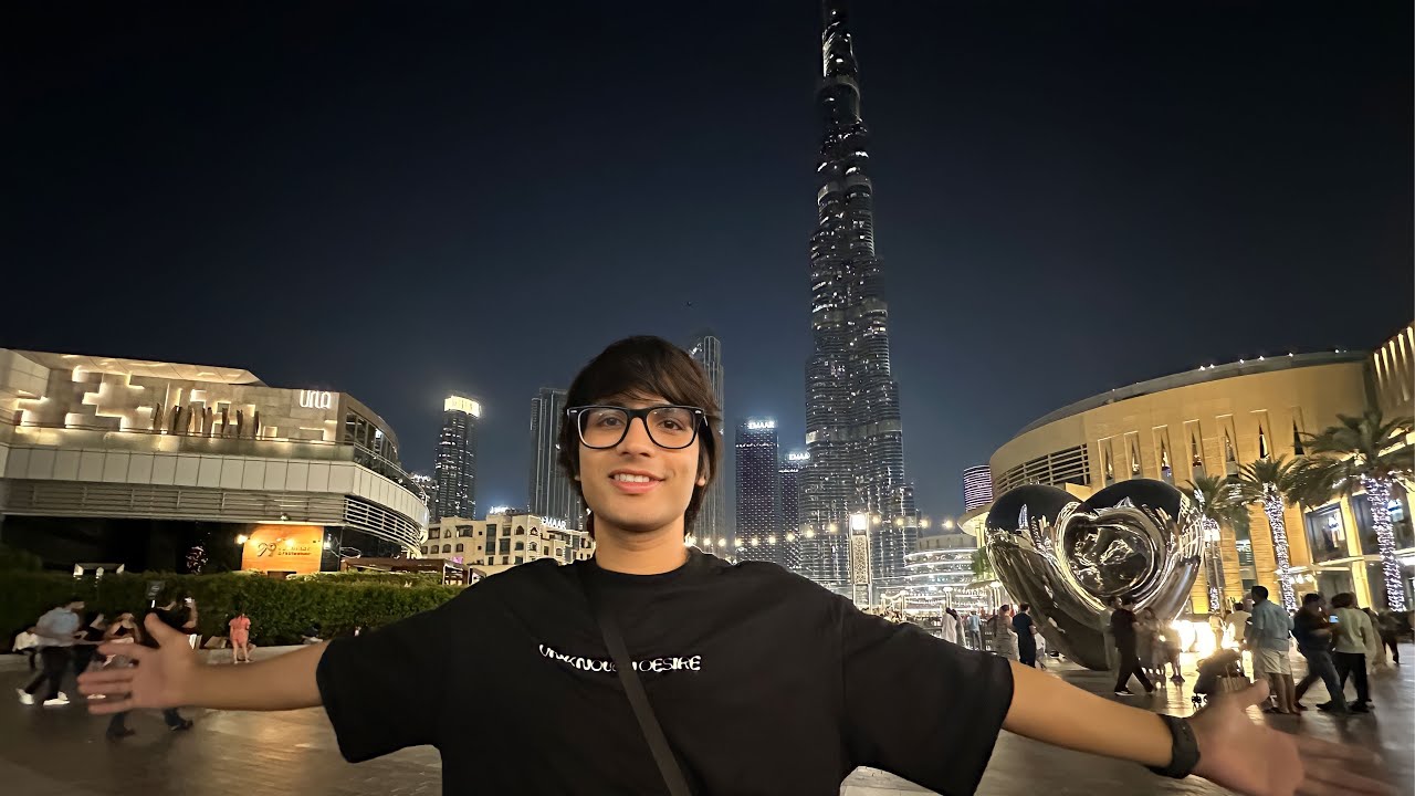 Finally  Burj Khalifa  Pohoch Gaye 😍 World's Tallest Building