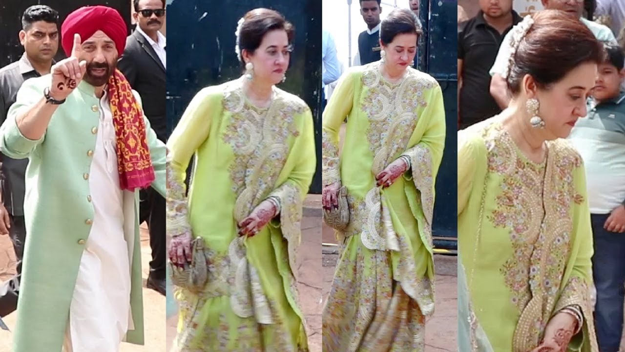 Sunny Deol Wife Pooja Deol Video At Son Karan Deol Wedding Baraat | Lesser Know Celeb