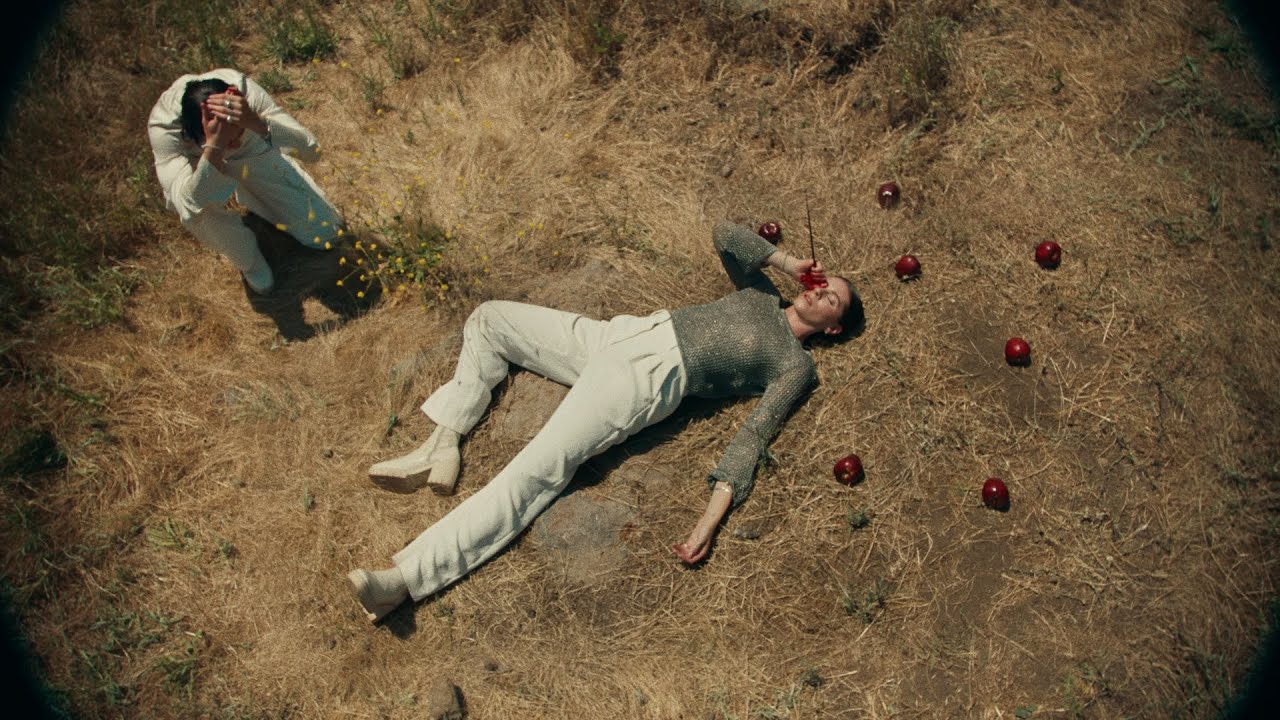 PVRIS – GOOD ENEMY (VISUALIZER)