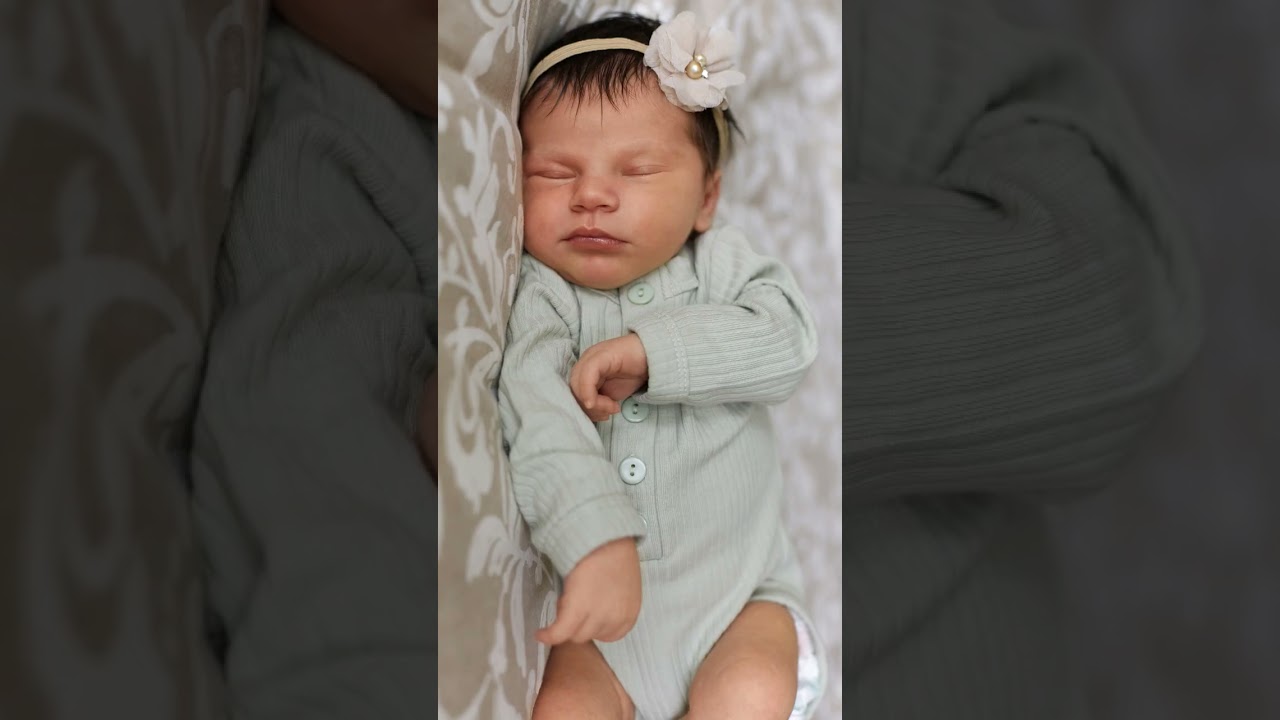 Sweet Little Emilia: At home Newborn Photoshoot