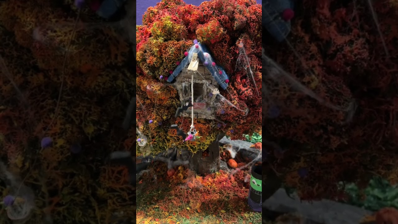 The Countdown to Halloween Is On! | Behind The Scenes At #dannyjoestreehouse
