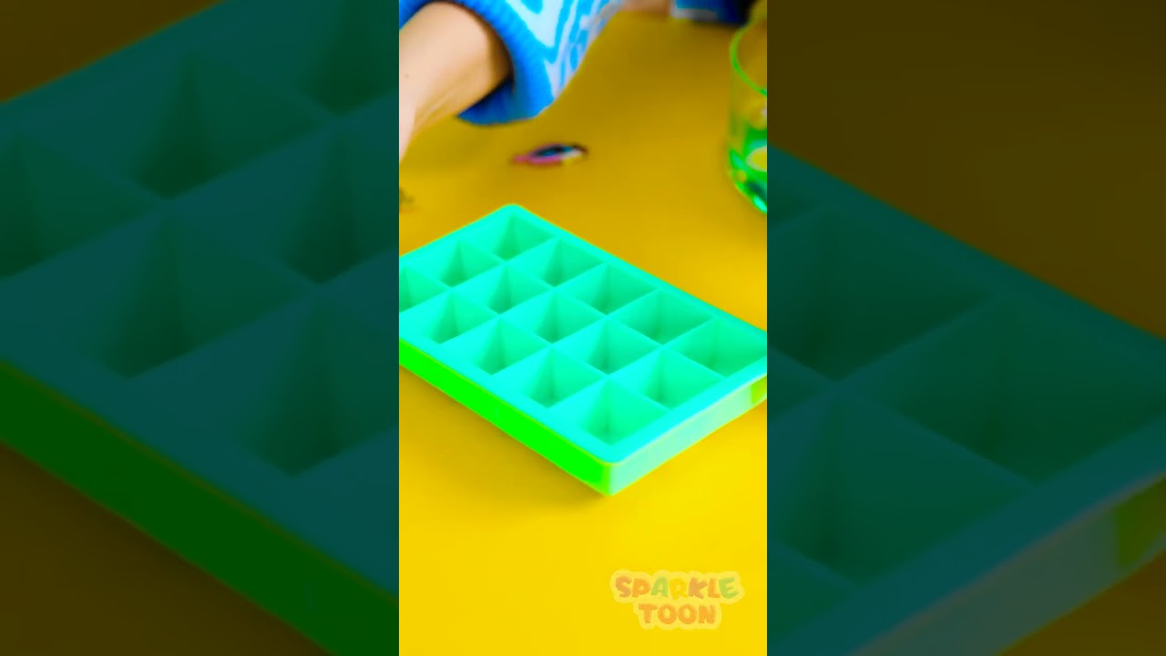 🐠 So Cool! 🏠 Building A Tiny Aquarium With Mommy 😄