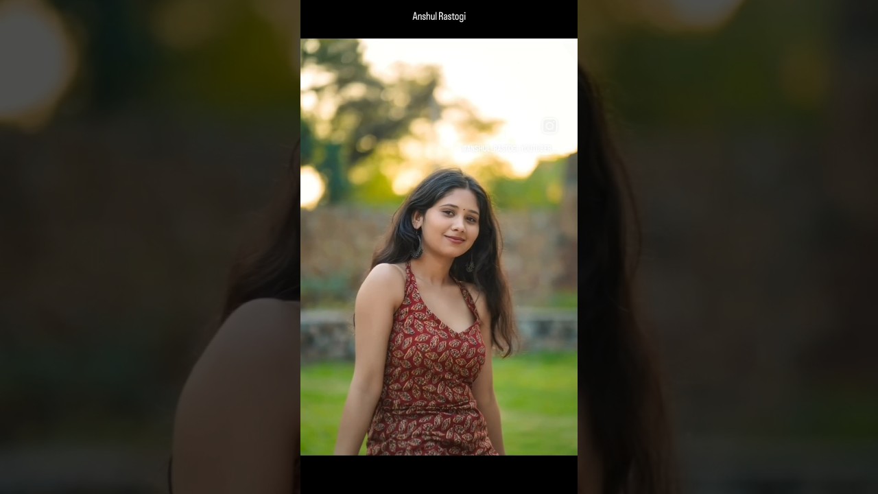 Random Photoshoot Of Cute Girl 😍 Approached A Girl For Her Clicks ❤️ #shorts #viral #poses #pose